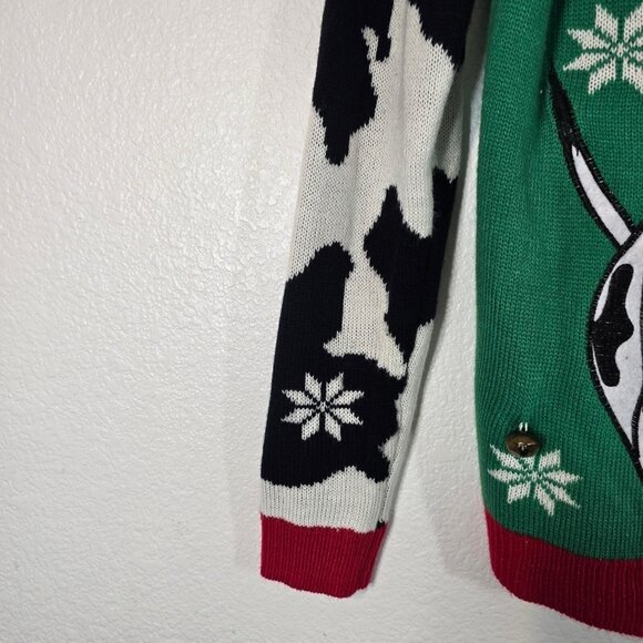 Jolly Sweaters Ugly Christmas Sweater Women Medium Pullover Cow Acrylic Party - Picture 4 of 8